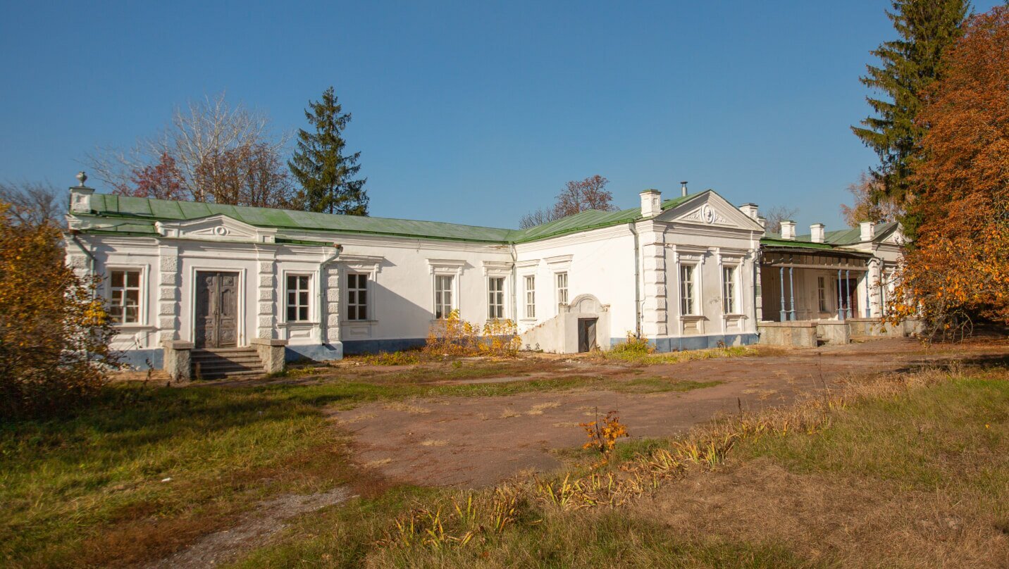 Пам'ятки будівництва і архітектури - «Садибний будинок Кондратьєвих-Суханових»