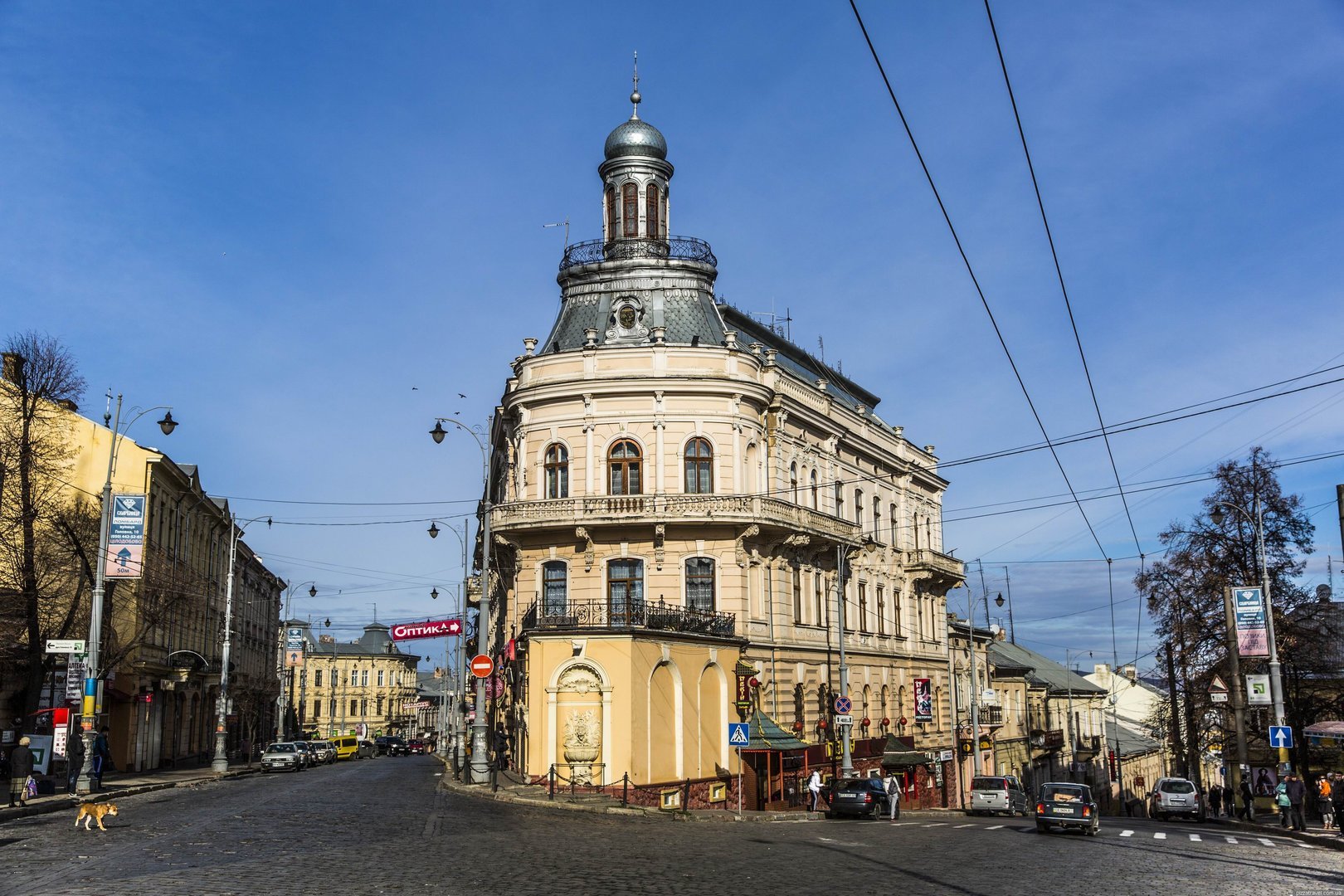 Пам'ятки будівництва і архітектури - «Будинок-корабель»