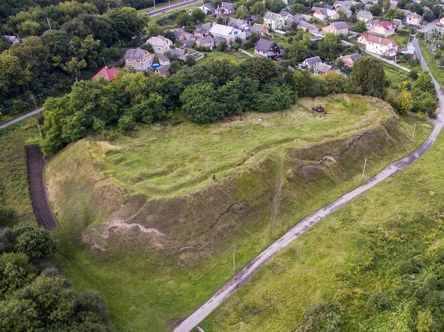 Пам'ятки будівництва і архітектури - «Городище Оствиця»