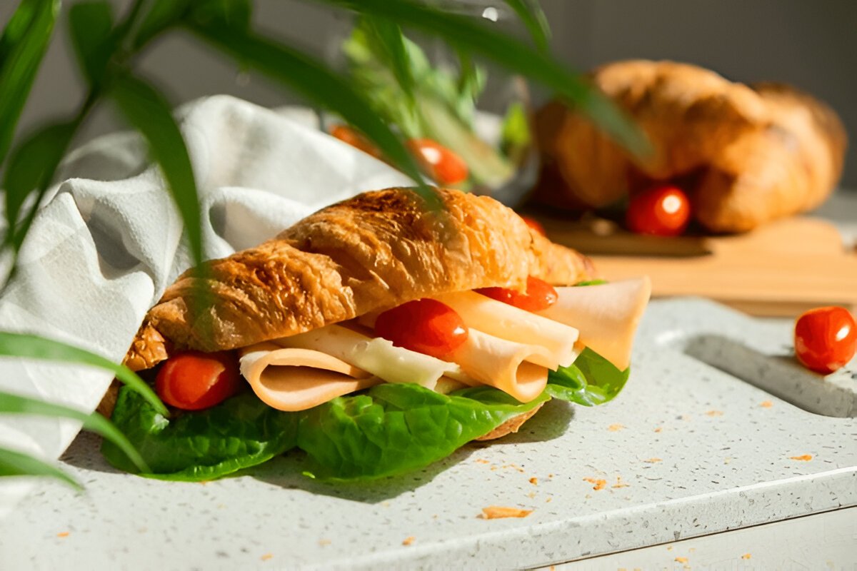 Чим корисний сир для здоров'я та як його вживання впливає на організм людини?